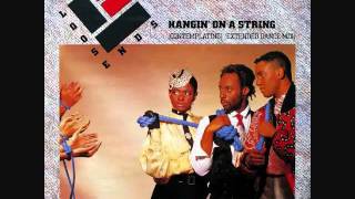 Loose Ends - Hanging On A String video