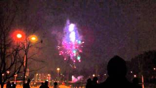 preview picture of video 'Fireworks at Entresse, Espoon Keskus (27.11.2010)'