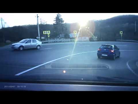 Filmat cu DashCam auto HD - pe D.E.581 Husi-Crasna-Vaslui MOVA0464