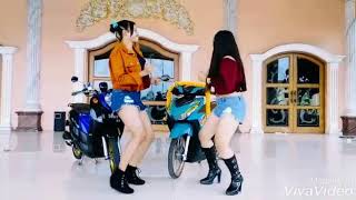 Download lagu Nella Kharisma - Bisane Mung Nyawang ( Goyang Cewe Yamaha ) mp3