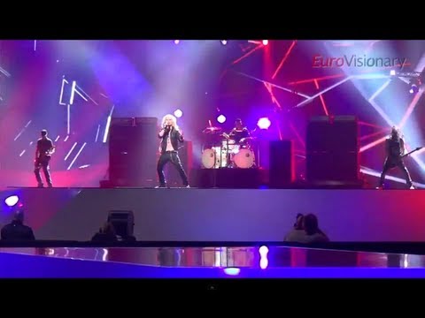 Max Jason Mai - Don't Close Your Eyes - 3D - Eurovision Song Contest - Slovakia 2012 - Semi-final 2