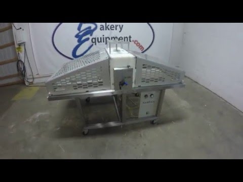 Food Tools Semi-Auto Sheet Cutter, Model: CS-10TF, Running