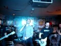 Donots live @ Hard Rock Cafe Berlin - "exklusives Intro" + Changes (22.09.2010)