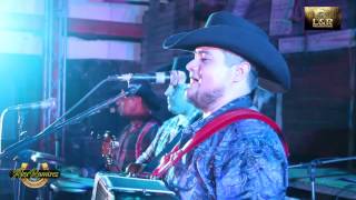 EL MUCHACHO Y EL POTRO