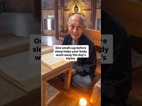 You’re Drinking Water the WRONG Way 😳 | Yang Mun Chinese Medicine Wisdom #yangmun #masteryangmun