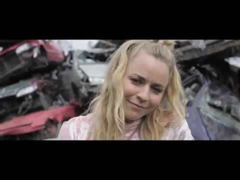 Vesala - Älä droppaa mun tunnelmaa (virallinen musiikkivideo)