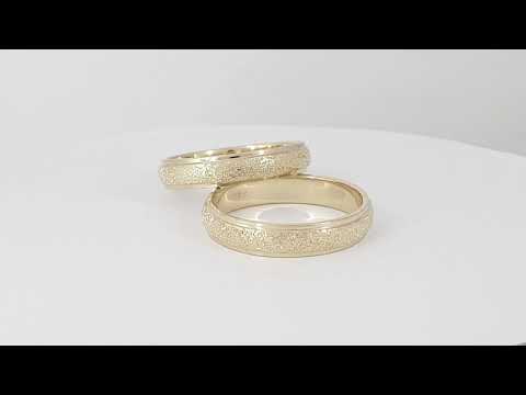 A video of A Special Solid Gold Wedding Ring