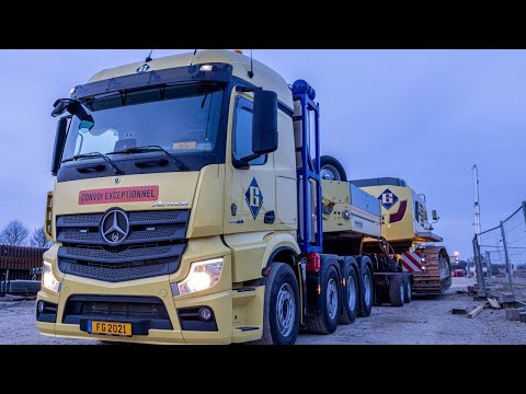 Transport & Unloading Liebherr R976