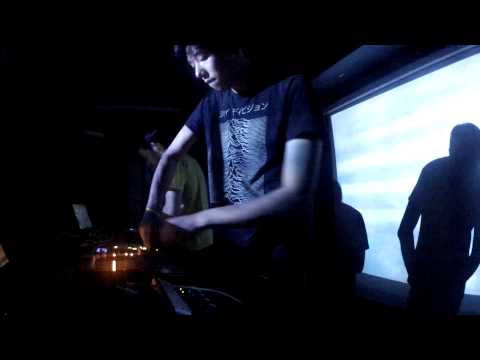 Giraffage Live @ Willemeen Arnhem NL. [25/9/12]