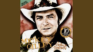 Don&#39;t the Girls All Get Prettier At Closing Time