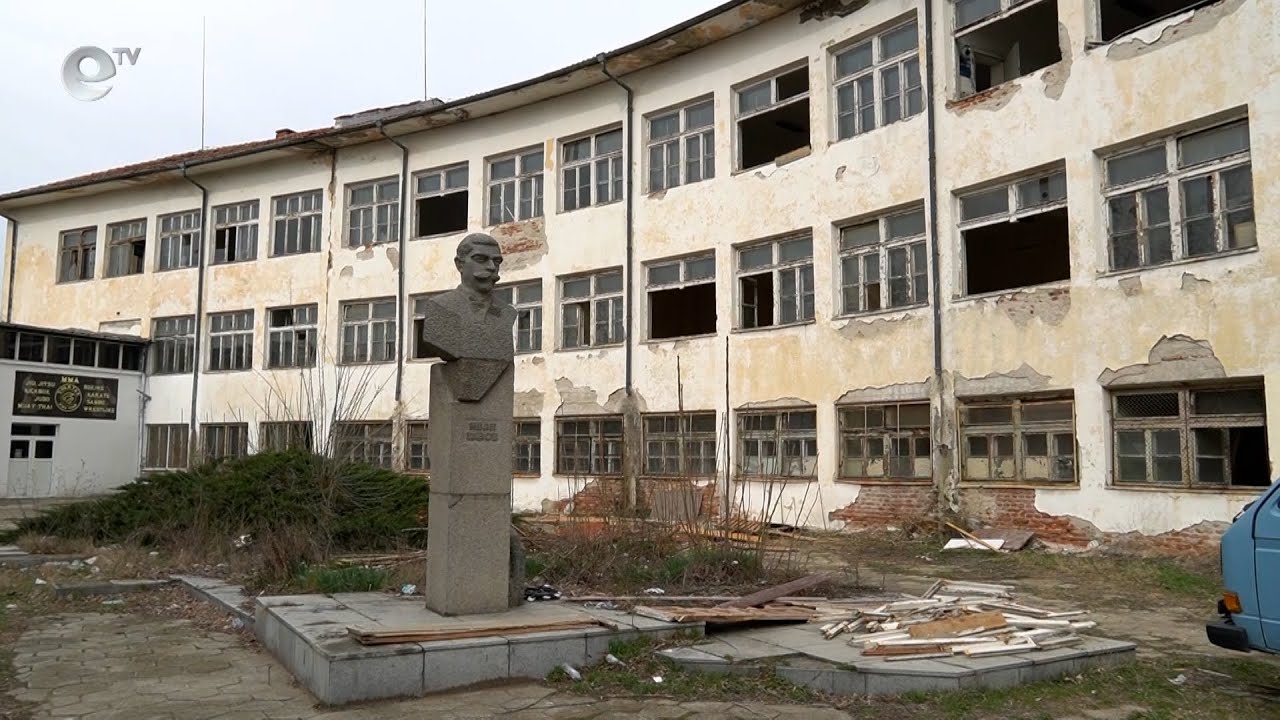 Започна дългочаканият ремонт на Старата гимназия в Кърджали