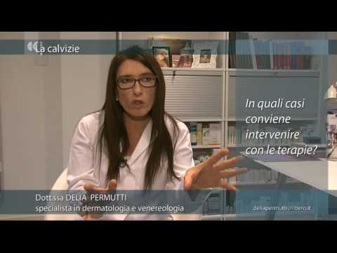 Cura di psoriasi da un fuoco di metodo Leczema umido diventante un piede di gambe
