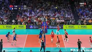 Mehmet Sevinç Vargas'ın Sayısında Kendini Kaybediyor | Türkiye İtalya Voleybol M