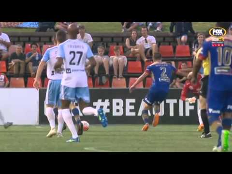 Hyundai A-League 2015/16 Round 2: Newcastle Jets 0 – 1 Sydney FC