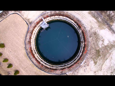Inside the Skyscraper Being Built Inside a 23-Meter-Deep Hole