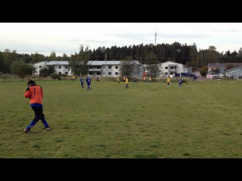 MasKi P02 - FC HIK sarjapeli syyskuu 2012, taistelua