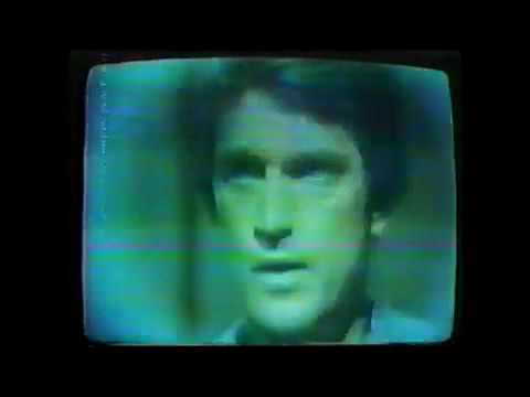 GH 1979 Late Mar ~ Rick & Lesley On The Rocks (1)