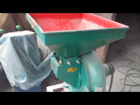 Maize flour milling machine