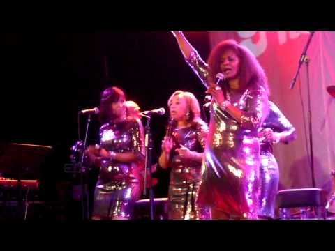 Velvelettes - Nowhere To Run - Live @ The Venue n London 2014