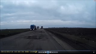 preview picture of video 'Украина , дорога Херсон Новая Каховка , отрезок дороги от Дарьевки , или евро дорога 2015'