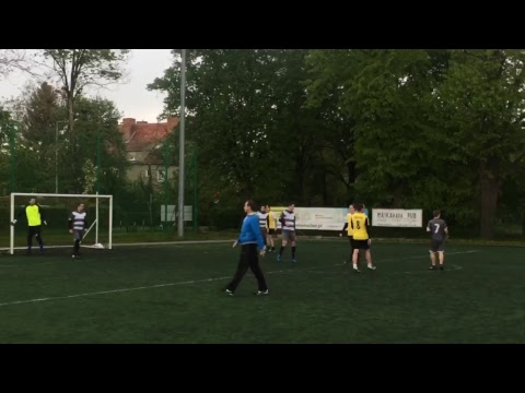 09.05 Kaczmarski Group (szare) - Złodziejówka (żółte)