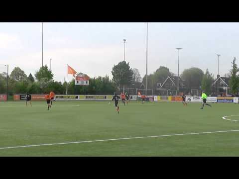 11 mei 2015 VV De Meern D3 - DESTO D1 com 2-5 Doelpunt DESTO (1-3)