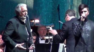 Duo de Placido Domingo y Juanes - Volver