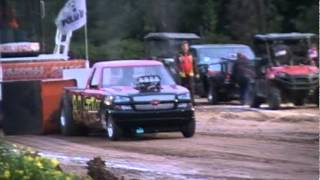 preview picture of video 'Burlington, KY Sullivan Memorial Pull Friday 2012 Bad Attitude Two Wheel Drive'