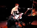 Amanda Palmer - Sydney Opera House - Vegemite Song (Happy Little Vegemites)