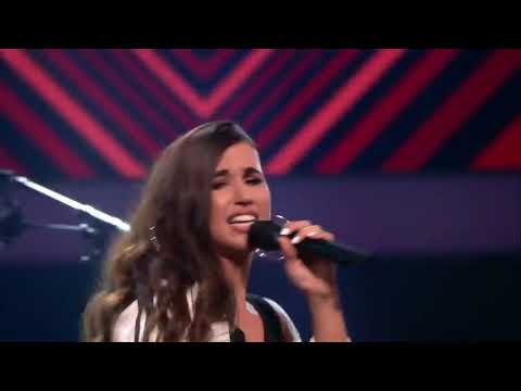 Hard2Get vs Luminize sing “Runaway Baby” by Bruno Mars (Netherlands, 2019)