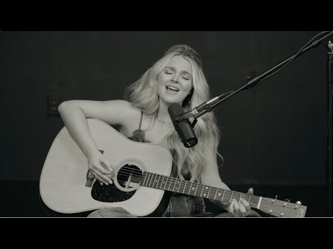 Love You Long - Charly Reynolds
