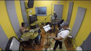 Catch me Running round - No fun at all (cover)