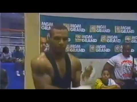 Майк Тайсон/офигенное видео
