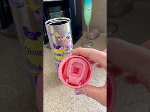 HOW TO CLEAN STARBUCKS TUMBLER LID #disney #disneystore #disneyland #starbucks #cleaning