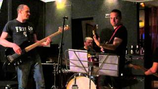 BLOW UP ROCK - How long you wanna live, anyway? 2 (Stray Cats)