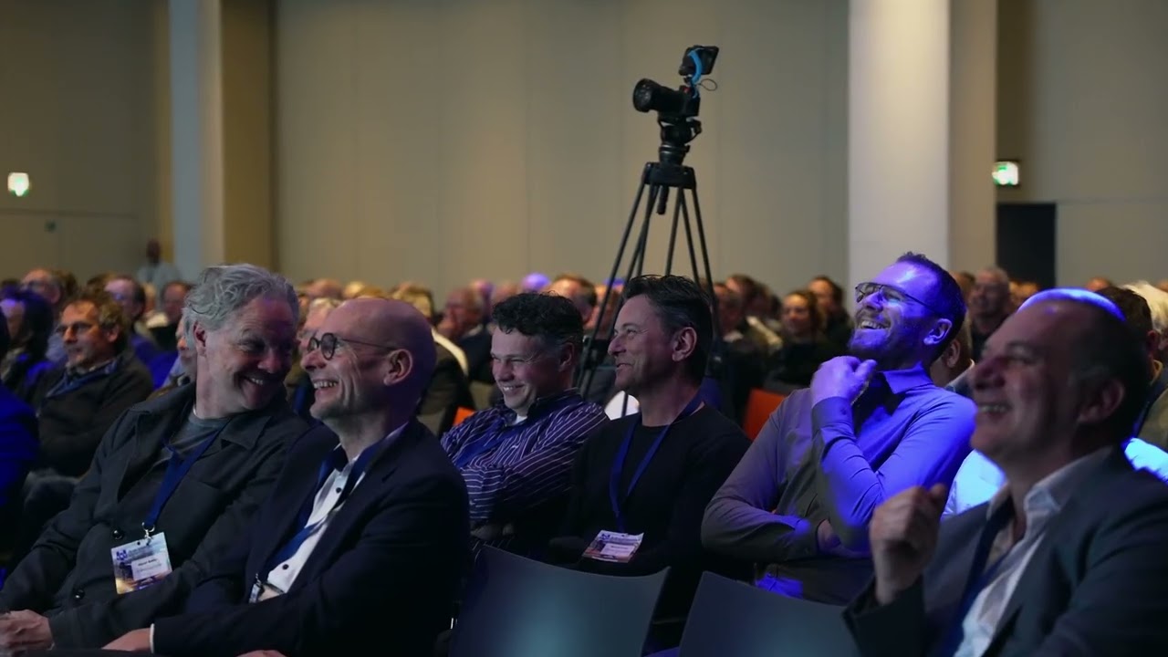 AI: Meesterbrein of Atoombom? door Wouter de Vries jr. & Sonny de Leeuw
