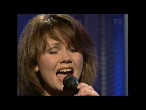 Nathalie Kollo "Honey" Quincert DR 95