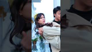 Download lagu Adu gendong! Rahsya gendong Naura, Gibran gamau kalah langsung gendong Adara #shorts mp3