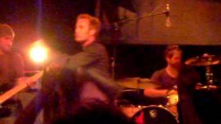 Thriving Ivory, Long Hallway with a Broken Light, Mystic Theatre, March 27 2009 (short clip)