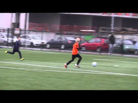 1 dec 2012 DHSC E3 - VV De Meern E5 com 1-10 Gijs zorgt voor youtube materiaal