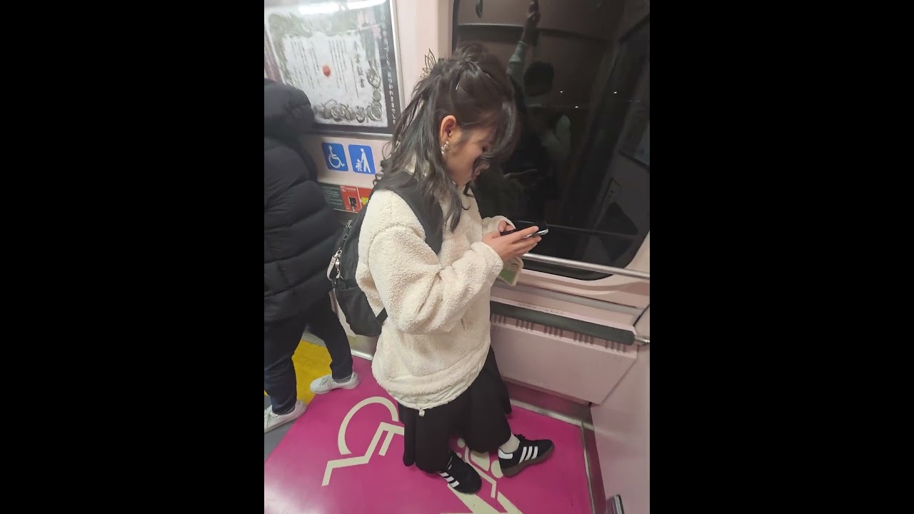 Searching for a beautiful girl on the train 🥰🥰😘 #cosplay #cutebaby