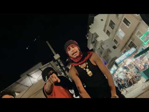 MC SHERLOCK - FORA DA CURVA (OFICIAL MUSIC VIDEO).