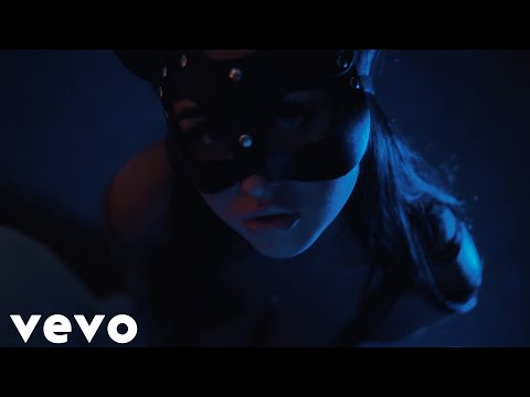 NALYRO, Future Friends & Reznikov - On My Mind