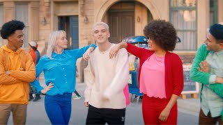 Musik-Video-Miniaturansicht zu Tattoos Together Songtext von Lauv