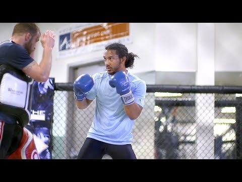 Report: Ben Henderson Faces Saad Awad At Bellator 208