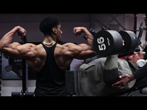 XMAS PUMP 2025 (chest+back)