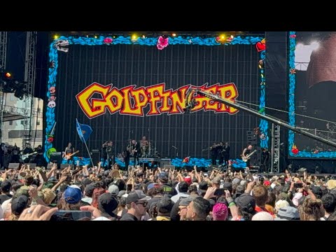 GOLDFINGER - Superman with TONY HAWK live at Vans Warped Tour Long Beach