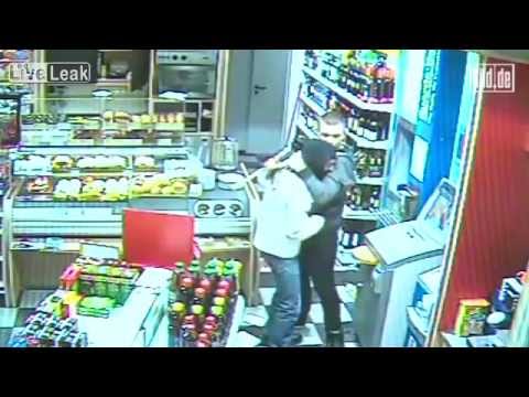 Złodziej po nieudanym napadzie bierze na litość