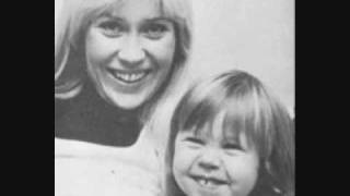Agnetha Faltskog &amp; Linda Ulvaeus Bjallerklang (Jingle Bells)
