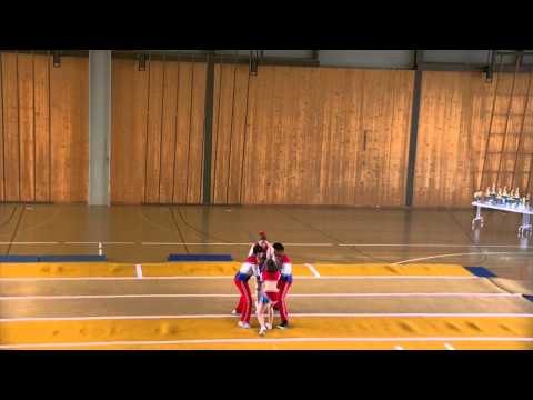 Sénior coed Lion's Cheerleaders